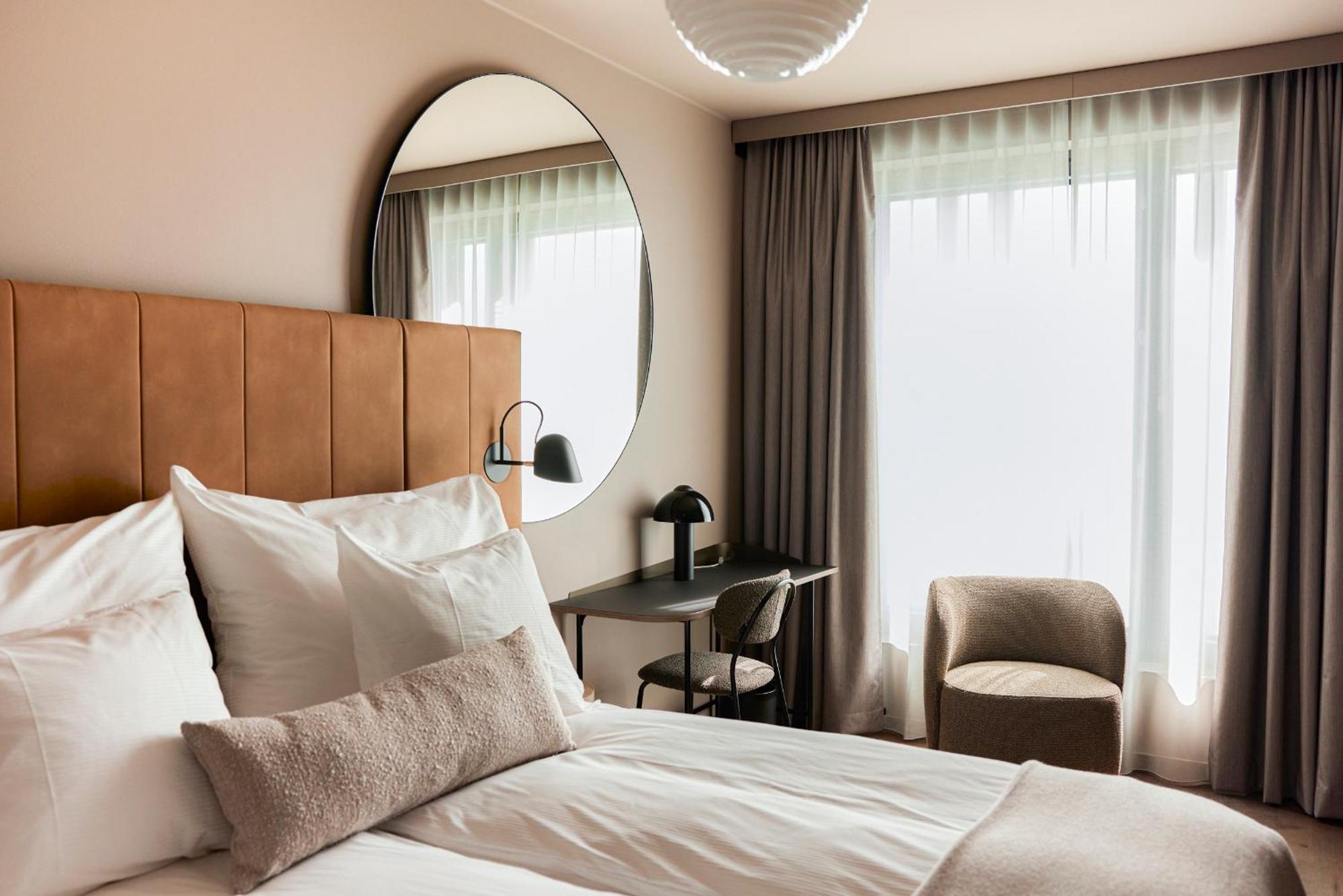 Clarion Hotel Helsinki Airport Vanda Exteriör bild